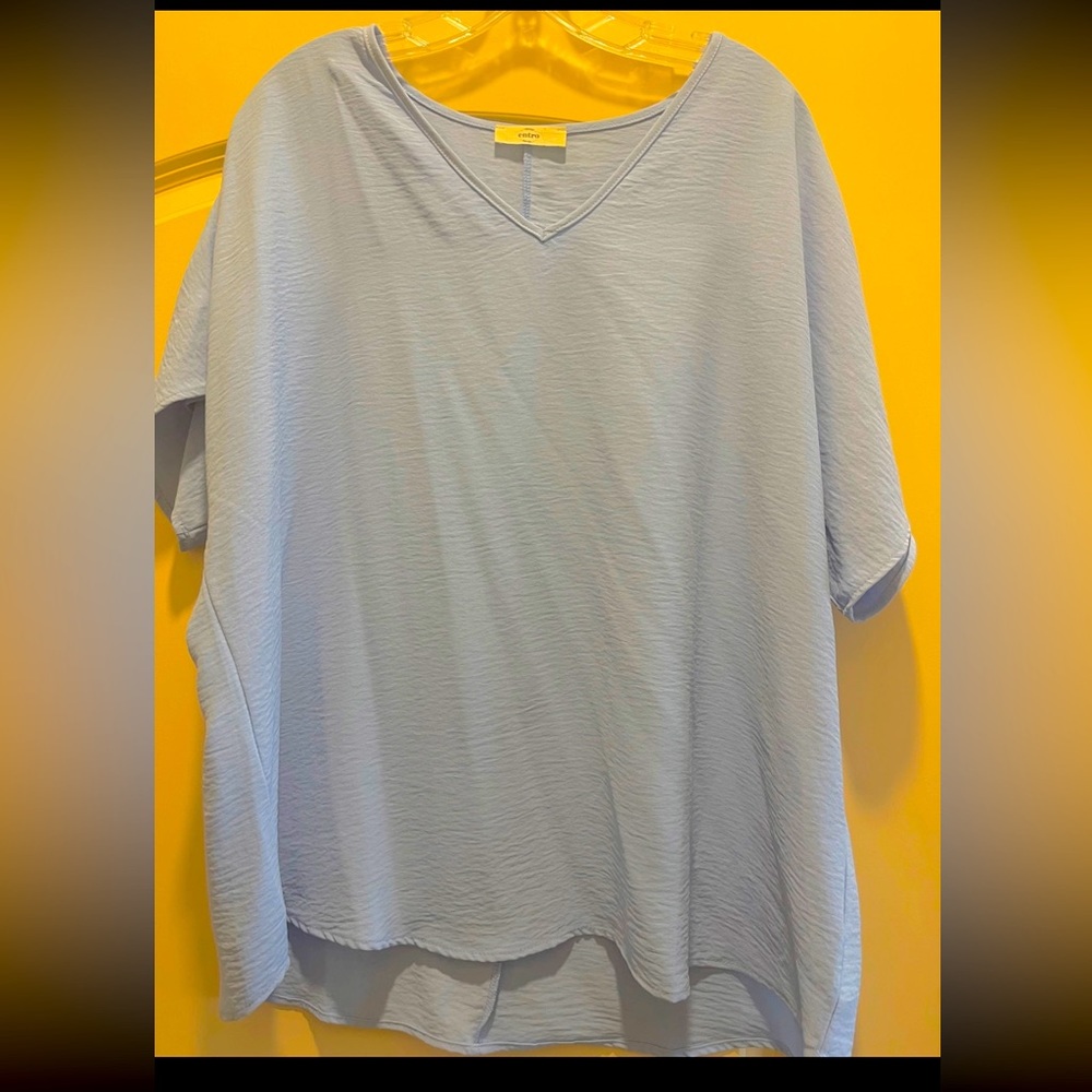 Nwot! Entro women’s boutique blouse